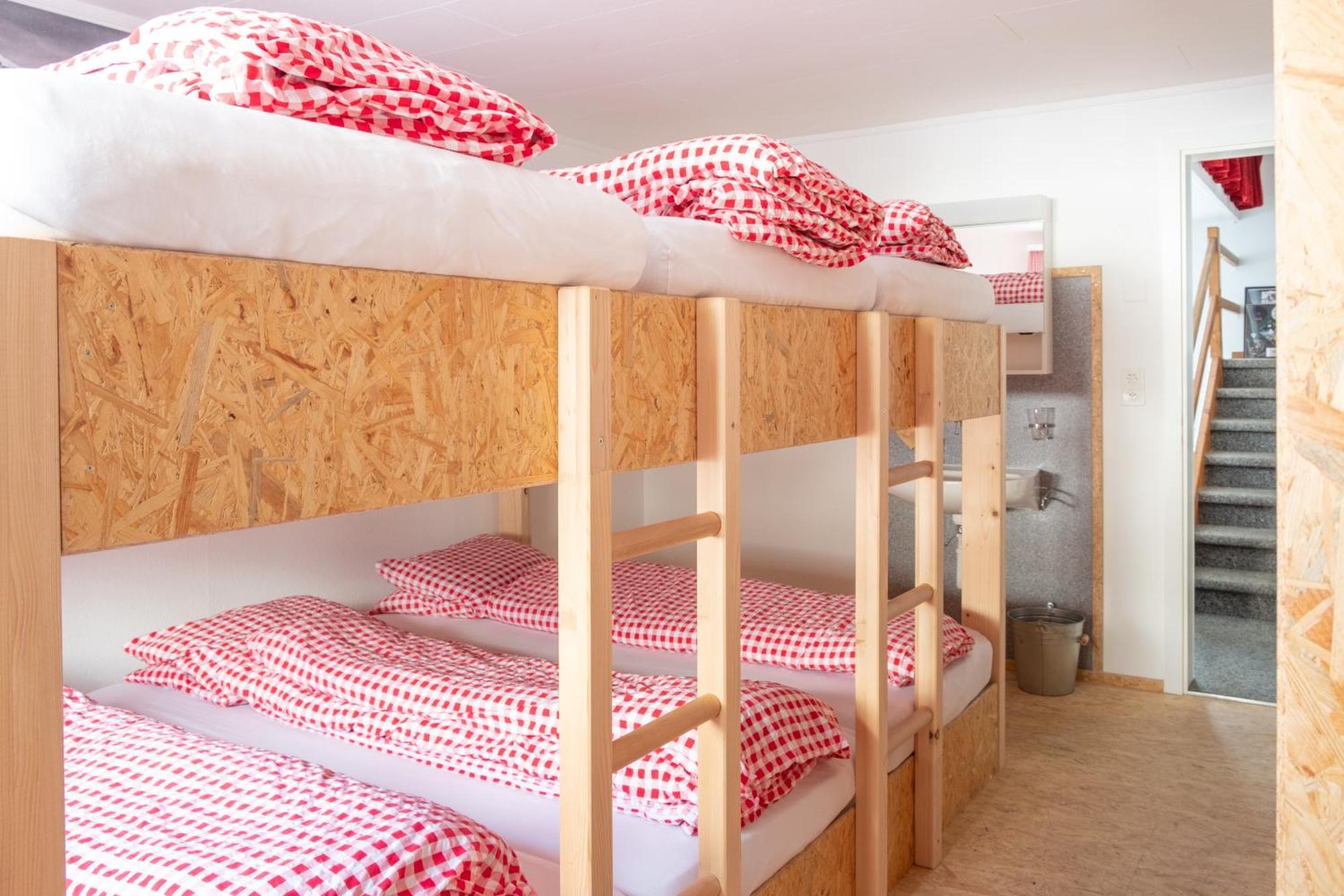 Der Gasthof Burglen  Luaran gambar